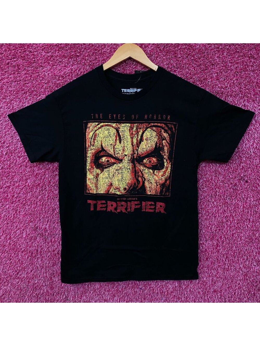 Terrifier "Eyes of Horror" Art The Clown Horror Graphic T-Shirt Medium